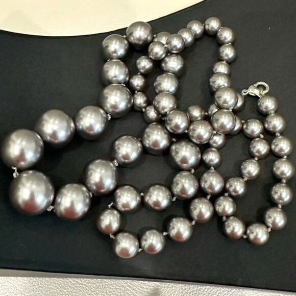 Long Silver Graduated Glass Pearl Hand Knotted Statement Necklace - Picture 2 of 4